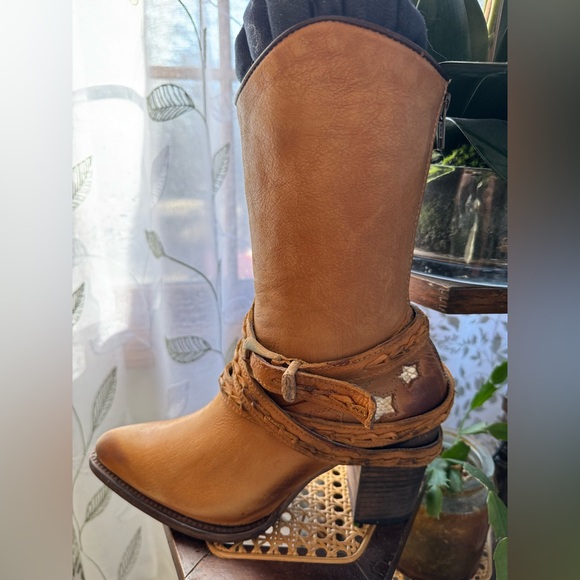 Freebird by Steven OG Cadence size 10 new - Picture 2 of 3